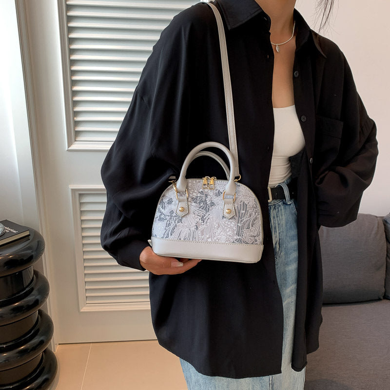 Women's Small Shell Bag with  Zipper Closure